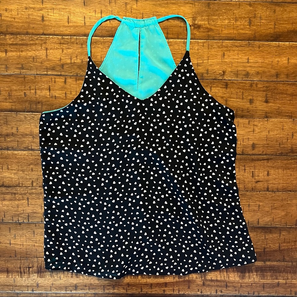 ⚡️3/$20 Heart Tank Top - Women’s medium - Reversible